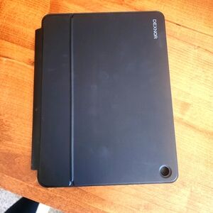 Black Tablet Folio Case - Protective Cover